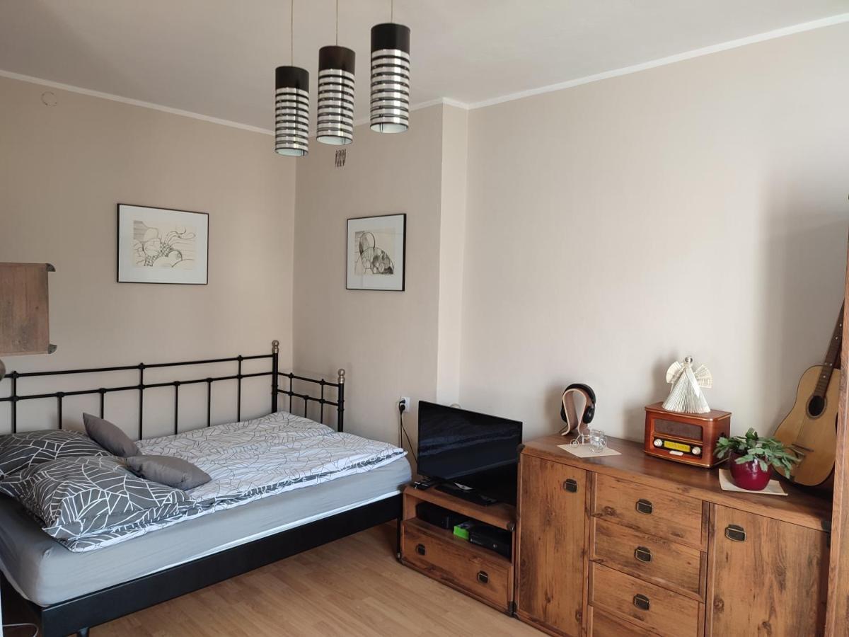 Apartament Olivia Centrum Z Zamknietym Parkingiem กดัญสก์ ภายนอก รูปภาพ